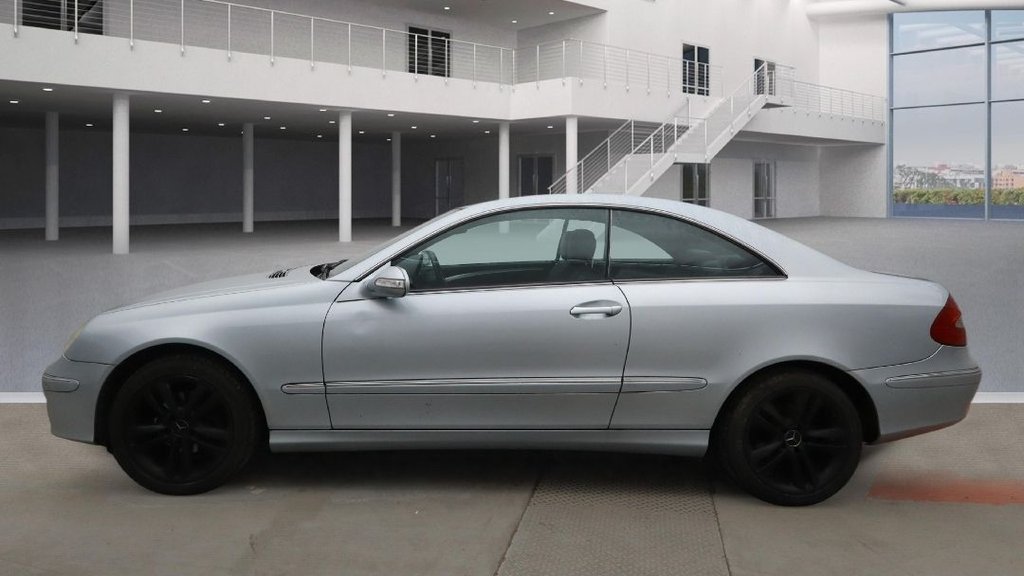 Used Mercedes-Benz CLK 2007 for sale - 77020453: Photo 5