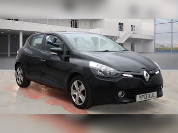 Used Renault Clio 2013 for sale - 77850034: Photo