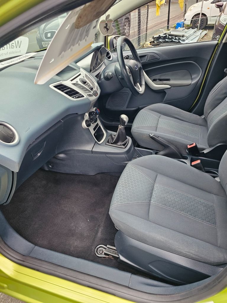 Used Ford Fiesta 2010 for sale - 76210518: Photo 17