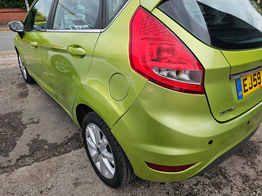 Used Ford Fiesta 2010 for sale - 76210518: Photo 8