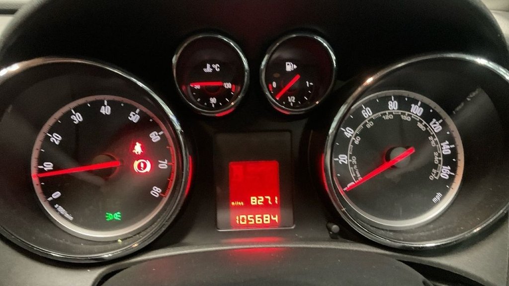 Used Vauxhall Astra 2014 for sale - 77020384: Photo 11