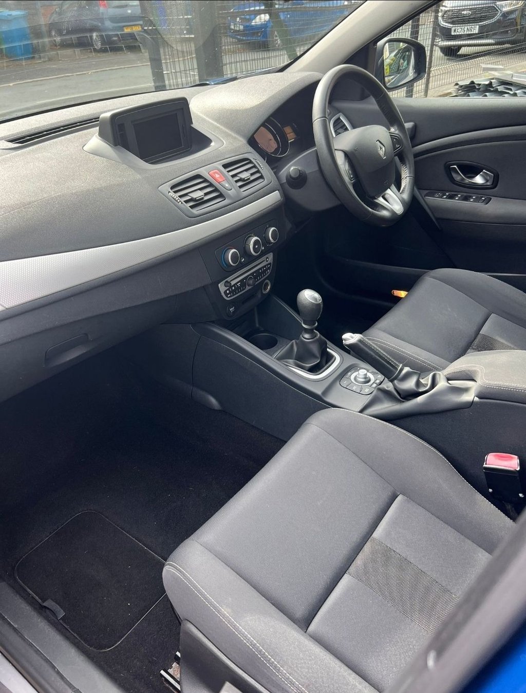 Used Renault Megane 2011 for sale - 76106089: Photo 19