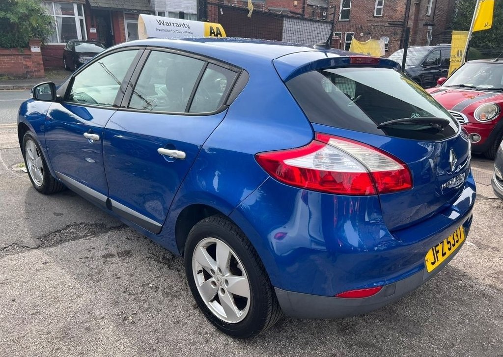 Used Renault Megane 2011 for sale - 76106089: Photo 7
