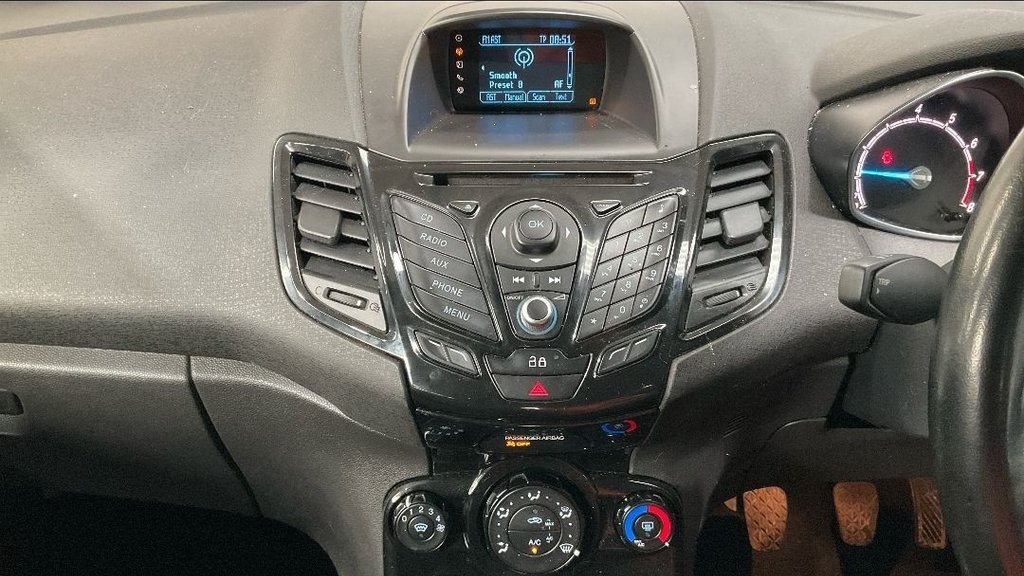 Used Ford Fiesta 2013 for sale - 78049587: Photo 12