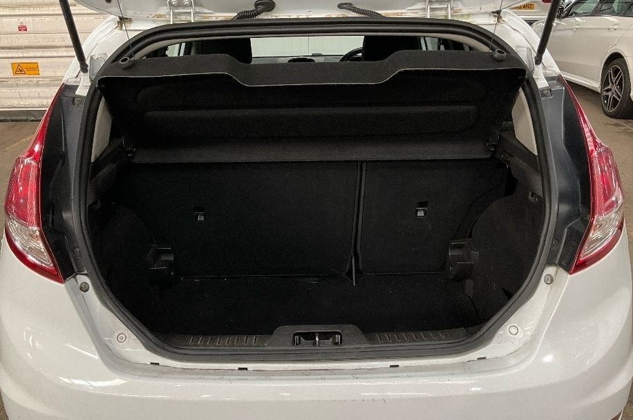 Used Ford Fiesta 2013 for sale - 78049587: Photo 16