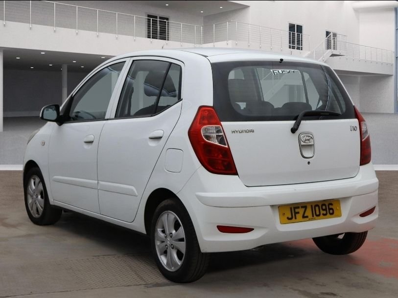 Used Hyundai i10 2012 for sale - 77983027: Photo 4