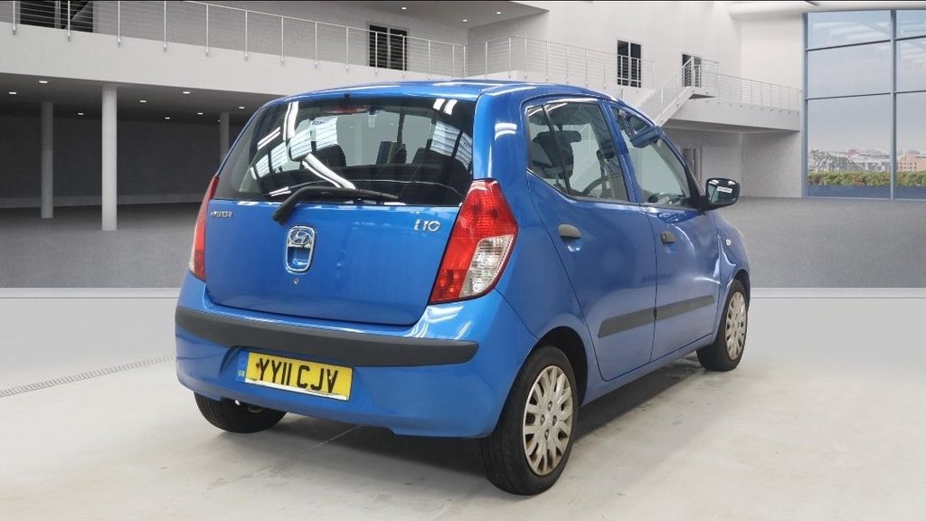 Used Hyundai i10 2011 for sale - 77765300: Photo 8