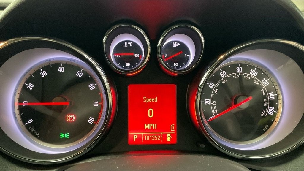 Used Vauxhall Astra 2011 for sale - 76610330: Photo 10