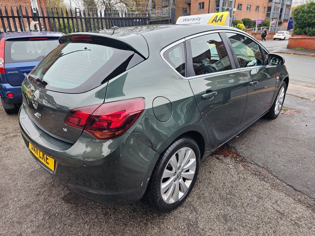 Used Vauxhall Astra 2011 for sale - 76610330: Photo 15