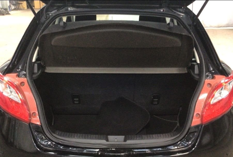 Used Mazda Mazda2 2010 for sale - 76670592: Photo 20