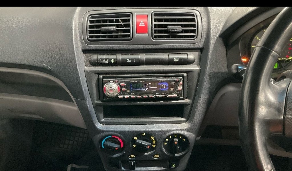 Used Kia Picanto 2005 for sale - 76445783: Photo 11