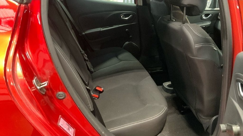 Used Renault Clio 2015 for sale - 76966258: Photo 14