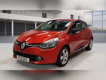 Used Renault Clio 2015 for sale - 76966258: Photo