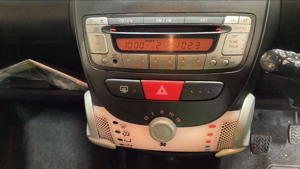 Used Toyota AYGO 2014 for sale - 78128884: Photo 12