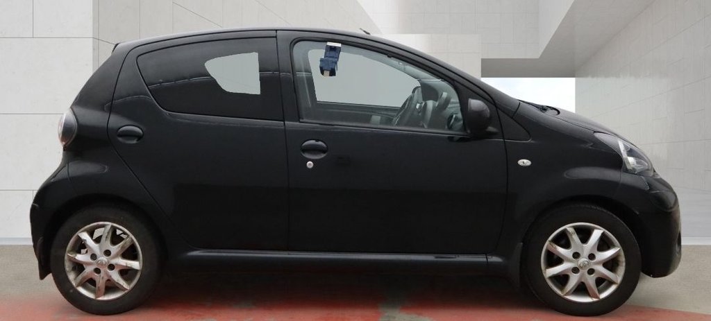 Used Toyota AYGO 2014 for sale - 78128884: Photo 2