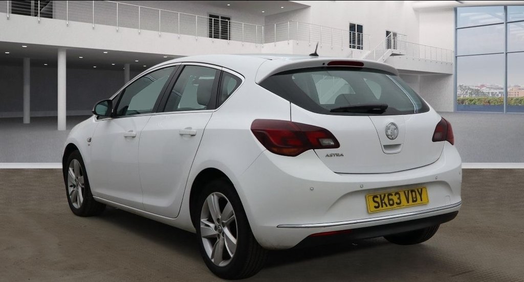 Used Vauxhall Astra 2013 for sale - 78049586: Photo 7