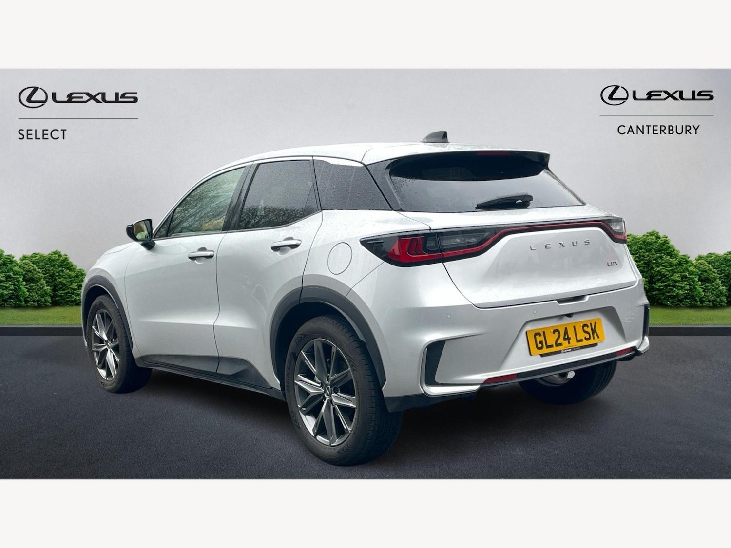 Used Lexus LBX 2024 for sale - 77331238: Photo 2