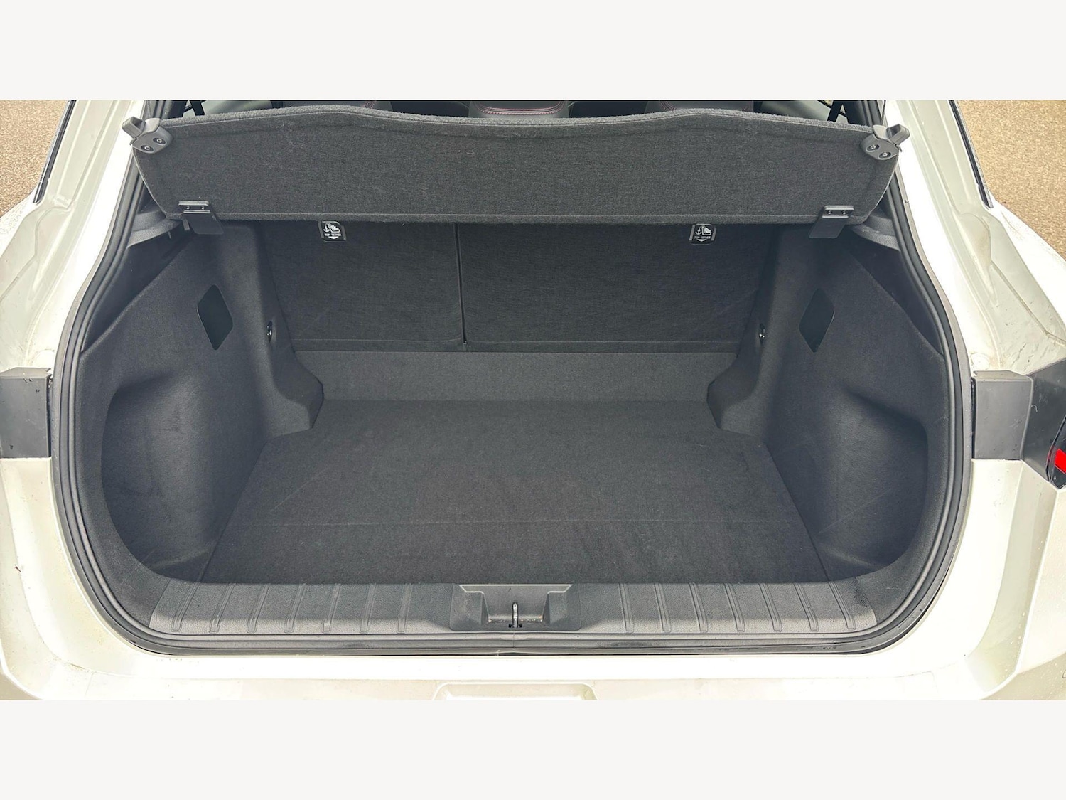 Used Lexus LBX 2024 for sale - 77882225: Photo 17