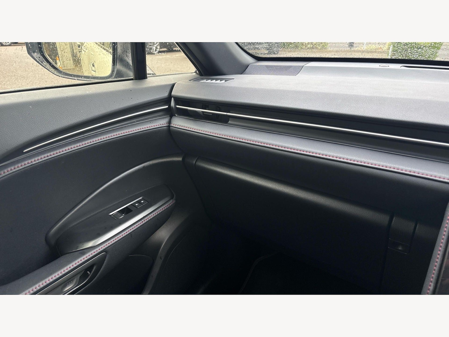 Used Lexus LBX 2024 for sale - 77882225: Photo 27