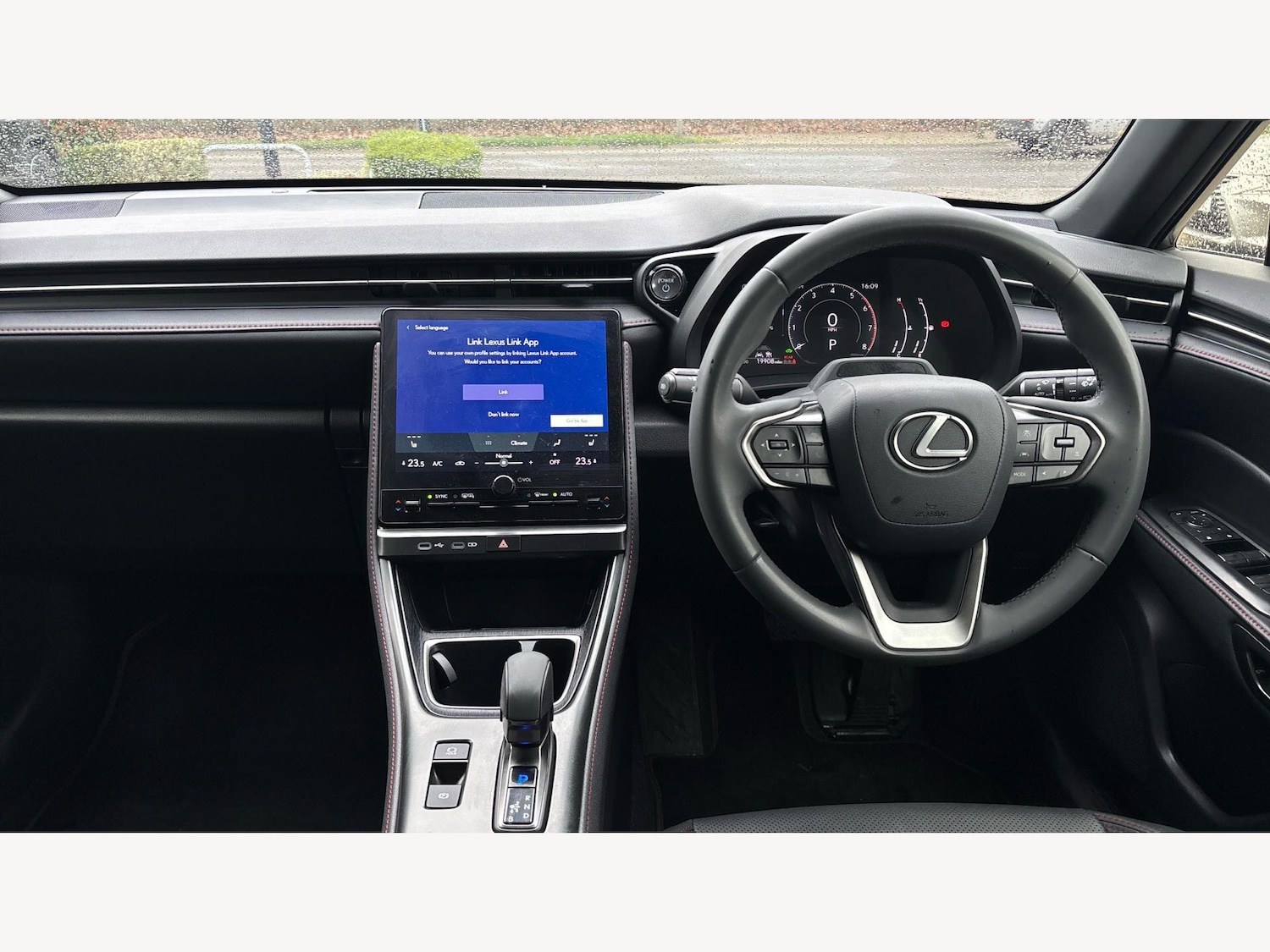 Used Lexus LBX 2024 for sale - 77882225: Photo 9