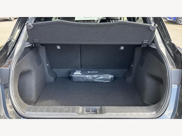Used Lexus LBX 2024 for sale - 75789527: Photo 17
