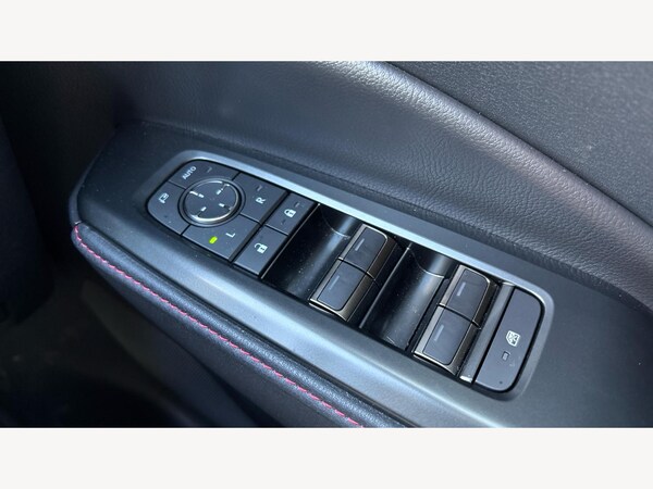 Used Lexus LBX 2024 for sale - 75789527: Photo 32