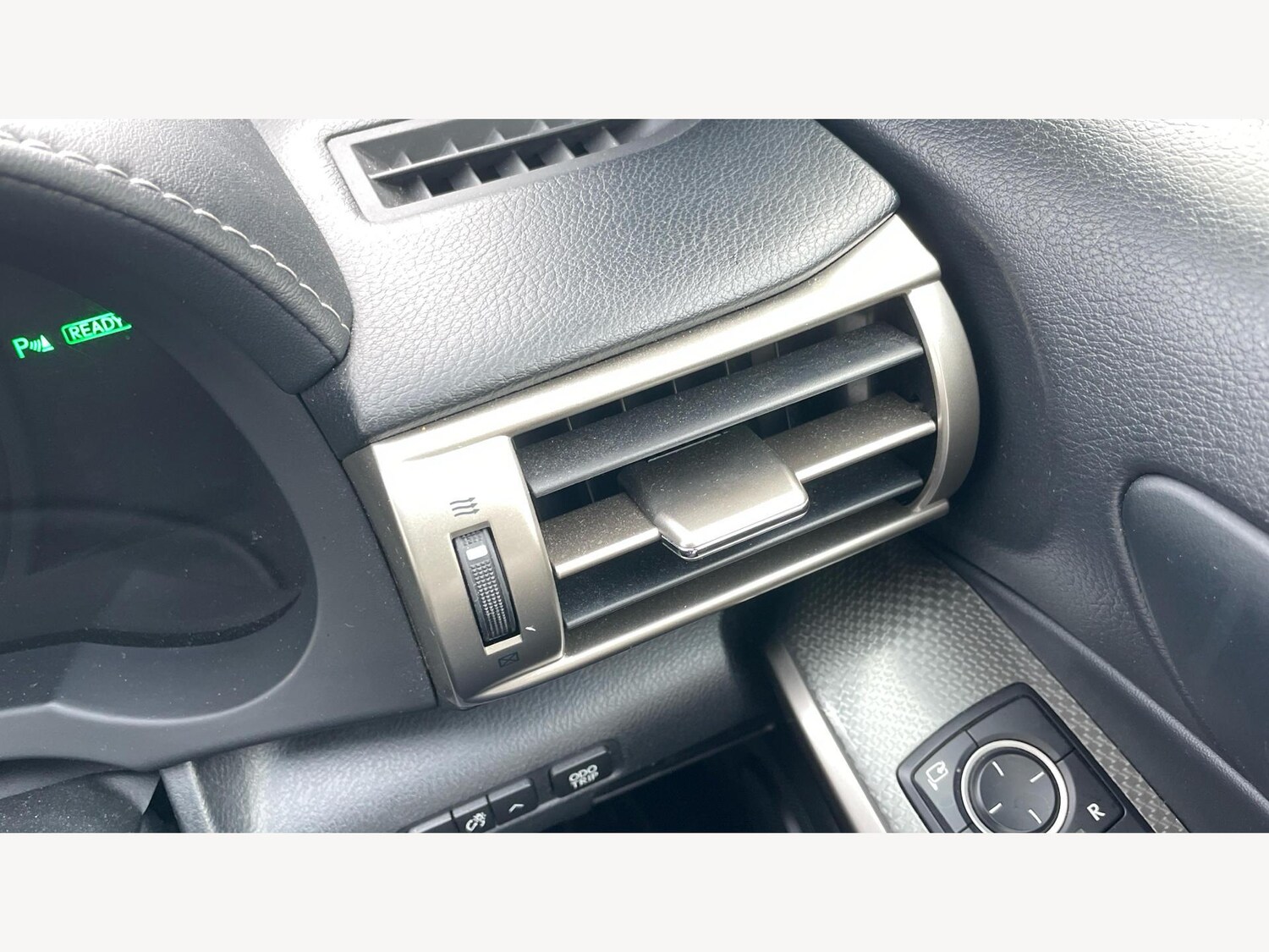 Used Lexus IS 2016 for sale - 77254708: Photo 30