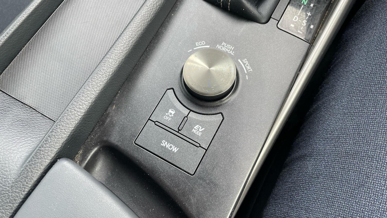 Used Lexus IS 2016 for sale - 77254708: Photo 37