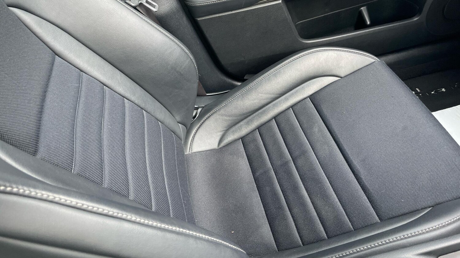 Used Lexus IS 2016 for sale - 77254708: Photo 39