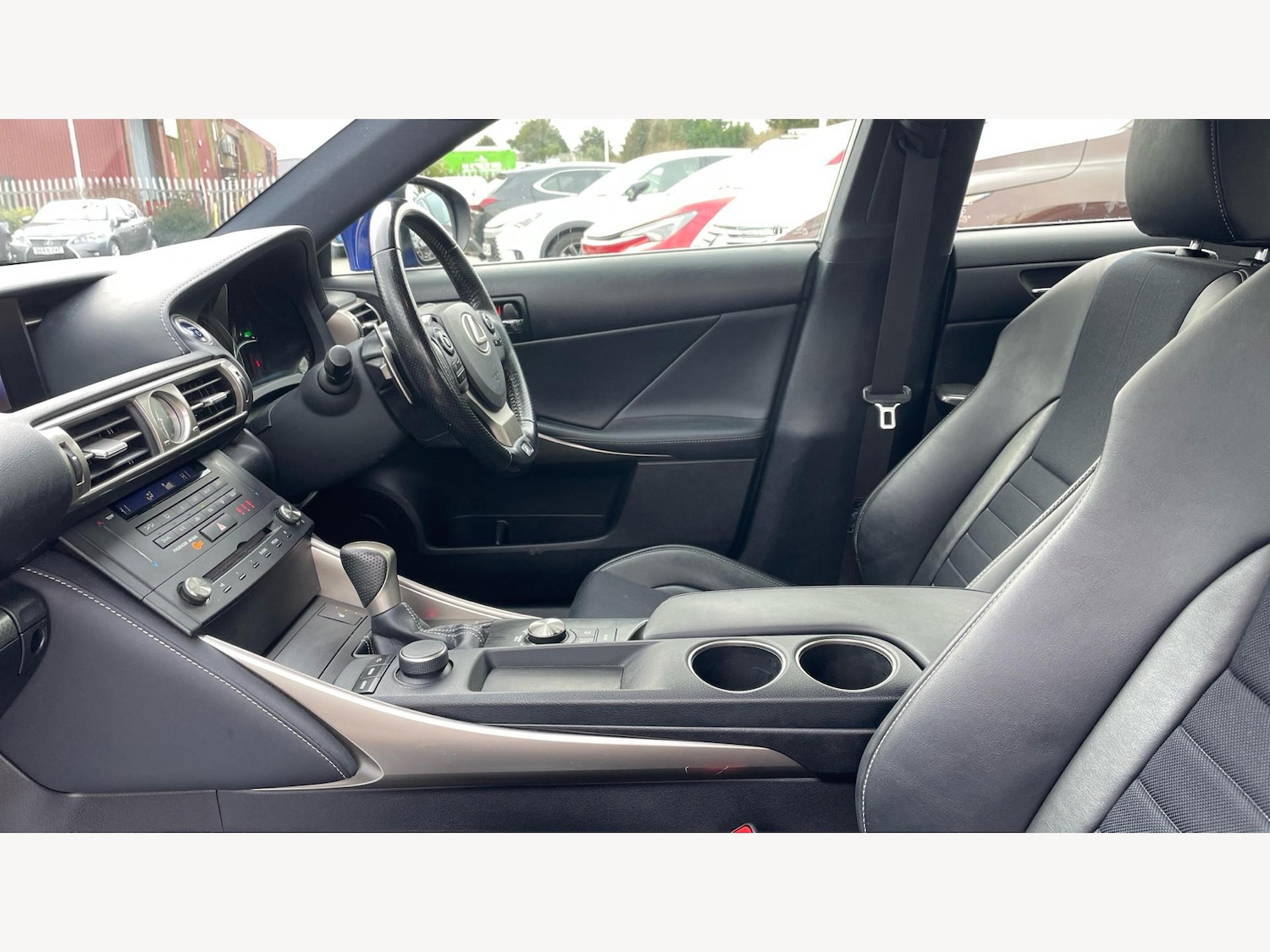 Used Lexus IS 2016 for sale - 77254708: Photo 8