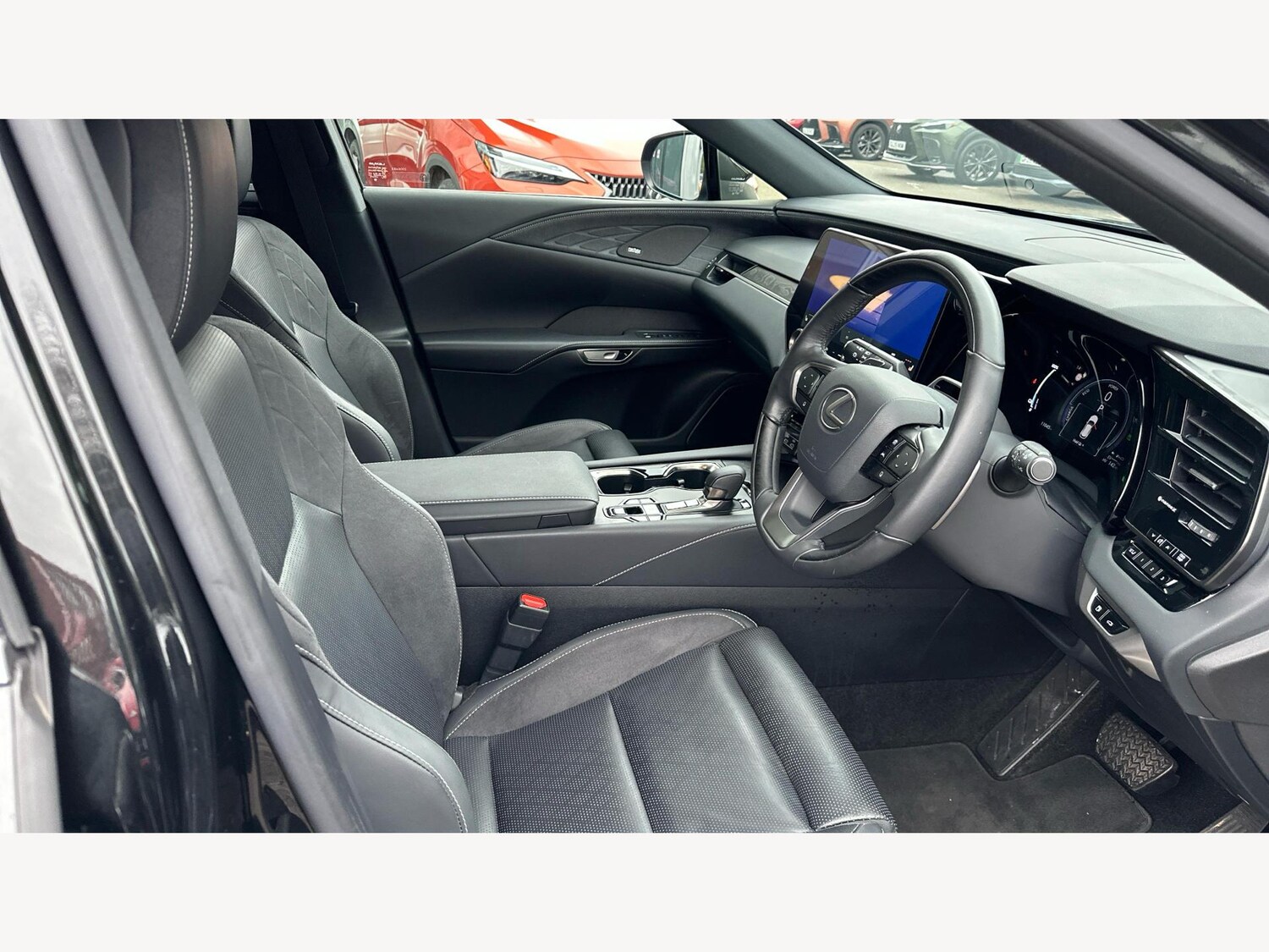 Used Lexus RX 2023 for sale - 76926038: Photo 15