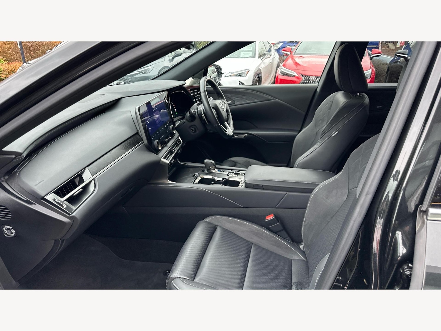 Used Lexus RX 2023 for sale - 76926038: Photo 8