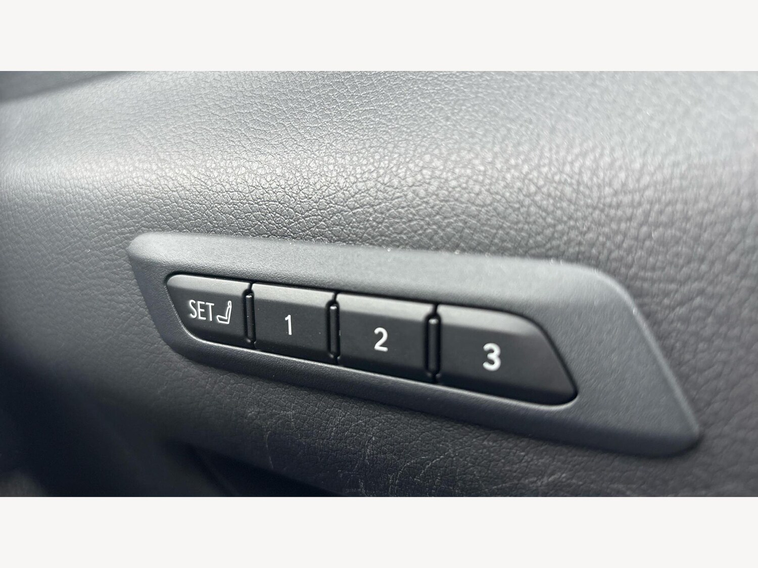 Used Lexus UX 2019 for sale - 77549892: Photo 24