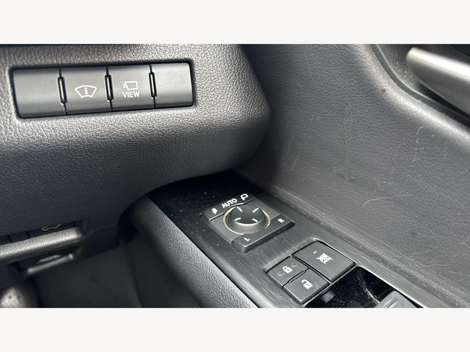 Used Lexus UX 2019 for sale - 77549892: Photo 25