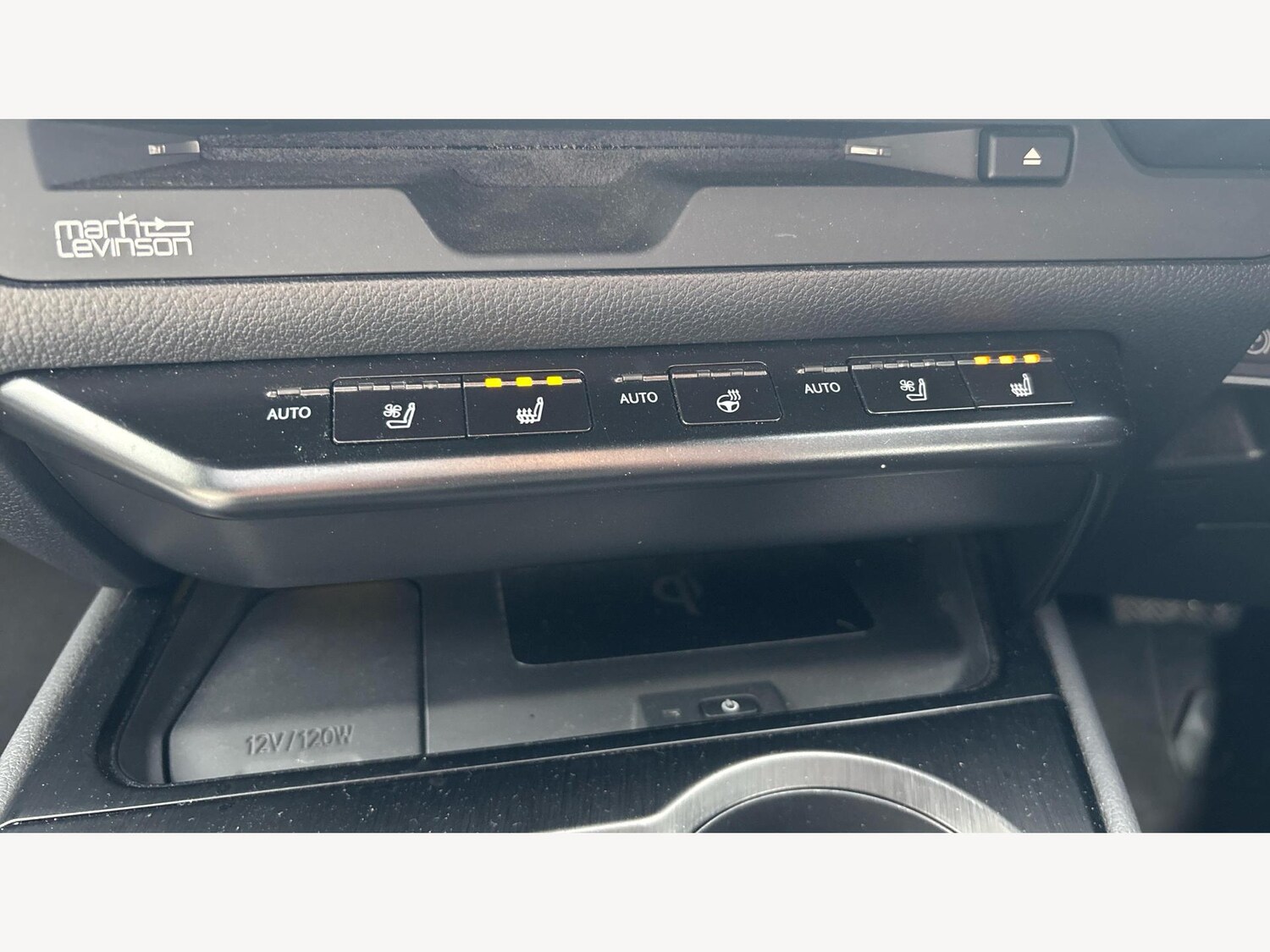 Used Lexus UX 2019 for sale - 77549892: Photo 28