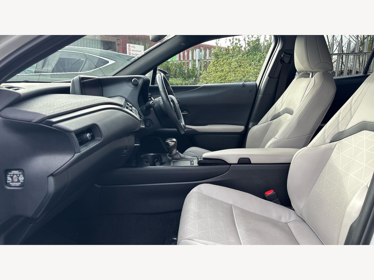 Used Lexus UX 2019 for sale - 77549892: Photo 8