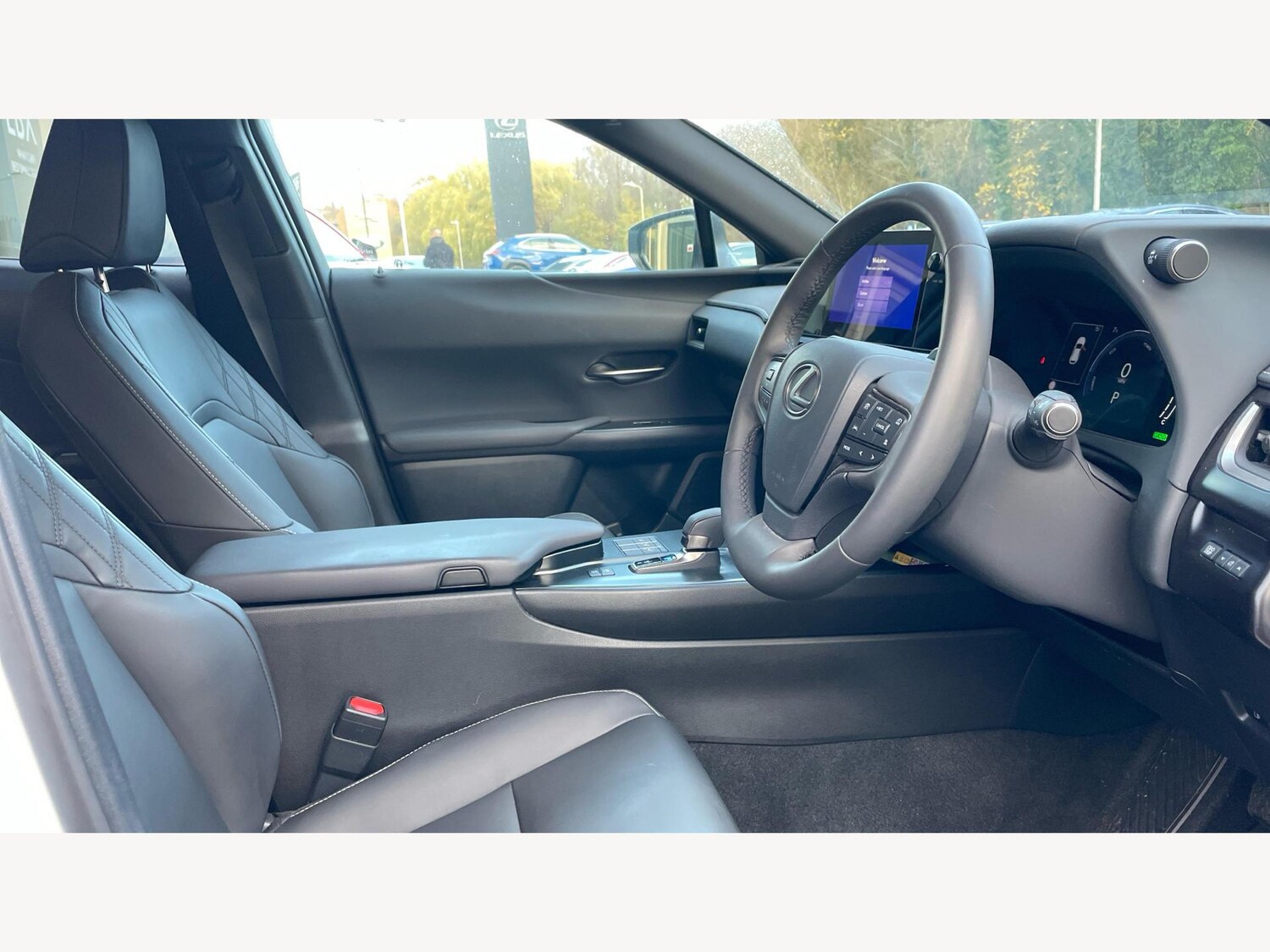 Used Lexus UX 2024 for sale - 76370526: Photo 15