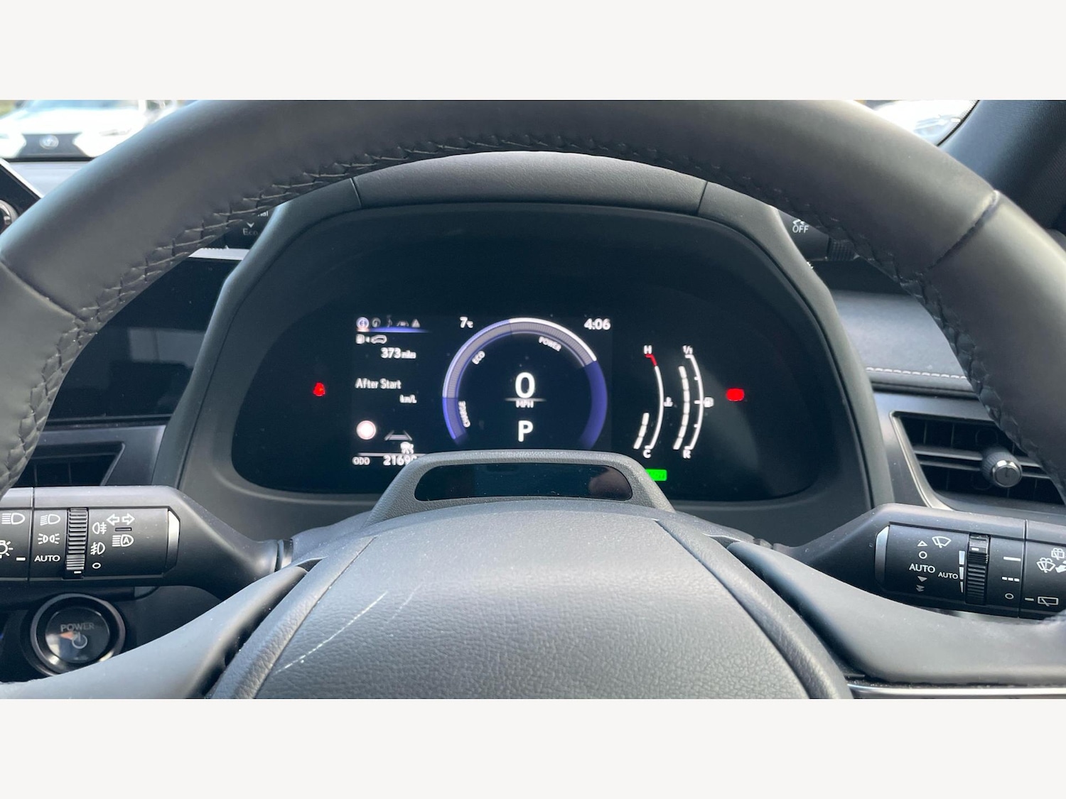 Used Lexus UX 2024 for sale - 76370526: Photo 29