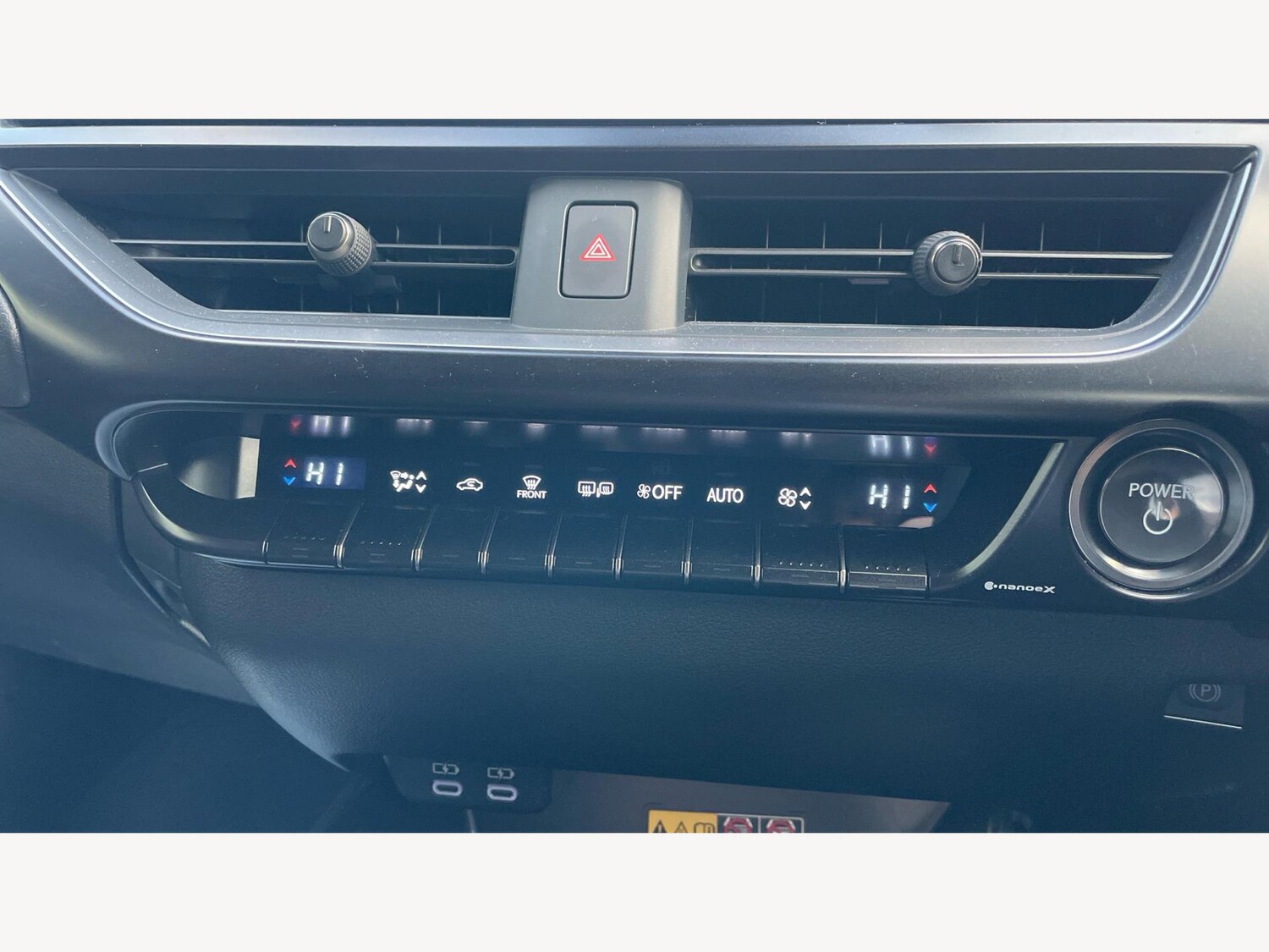 Used Lexus UX 2024 for sale - 76370526: Photo 31