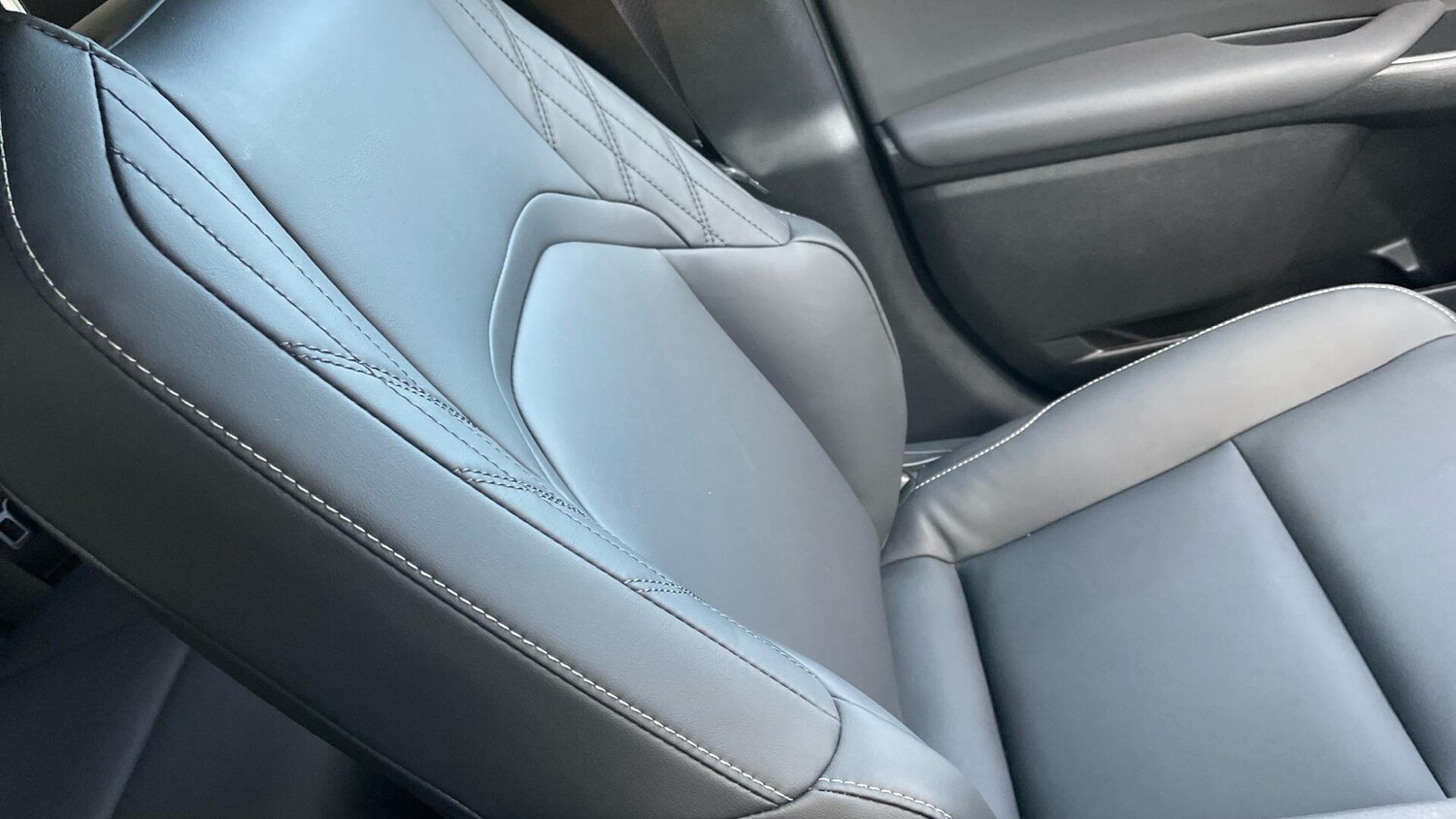 Used Lexus UX 2024 for sale - 76370526: Photo 40