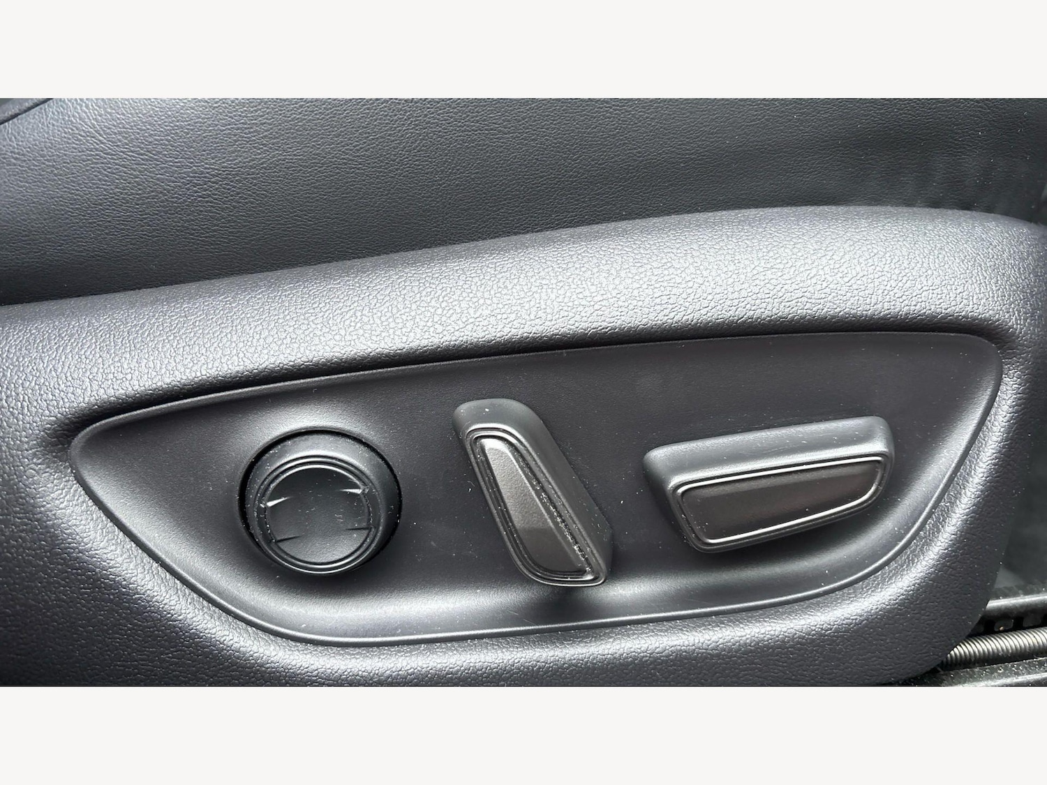 Used Lexus LBX 2024 for sale - 77939686: Photo 22