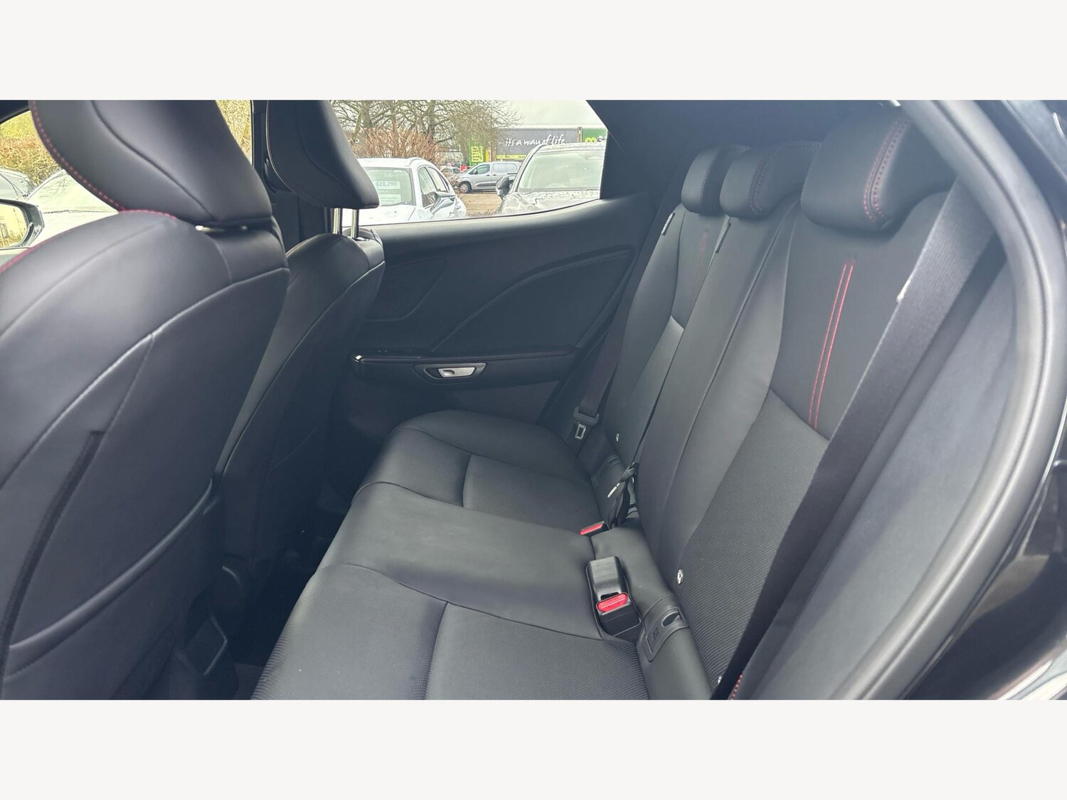 Used Lexus LBX 2025 for sale - 77412152: Photo 16