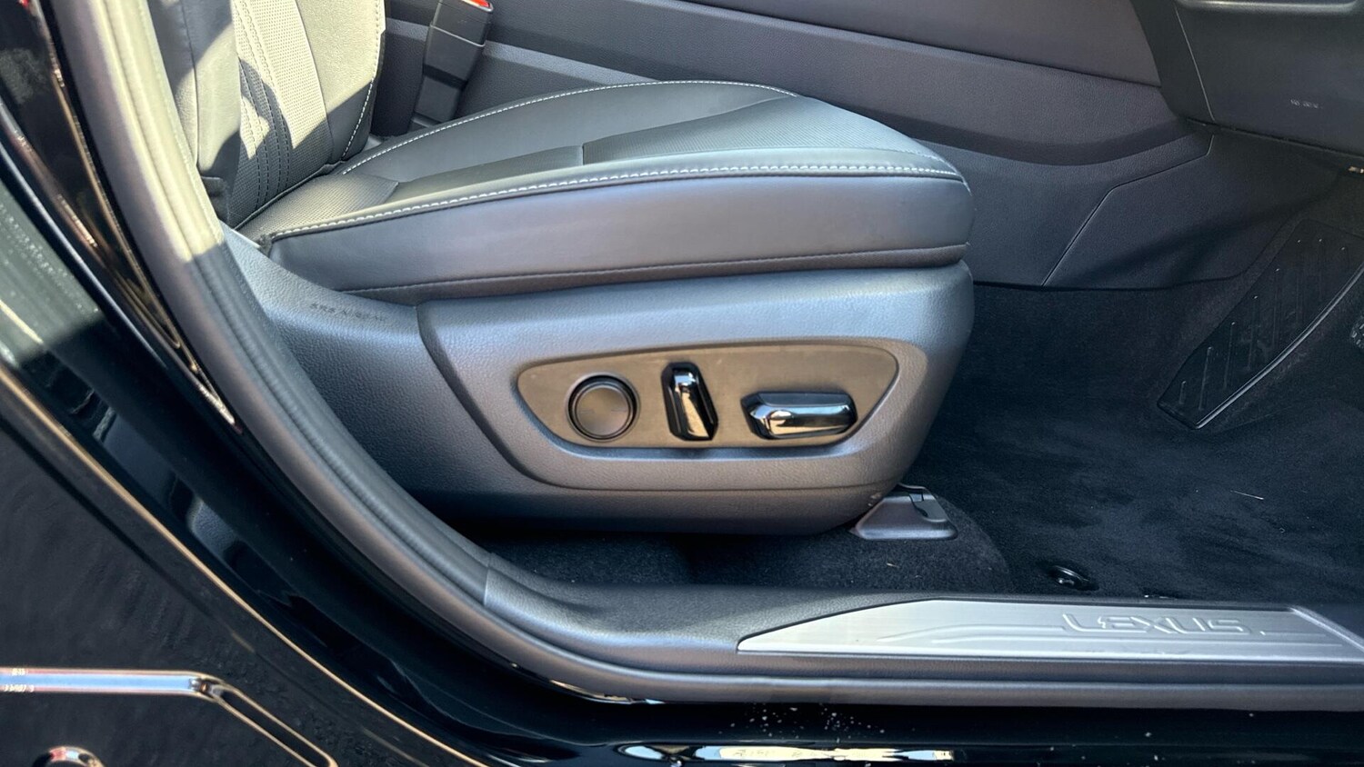 Used Lexus NX 2025 for sale - 78184765: Photo 30