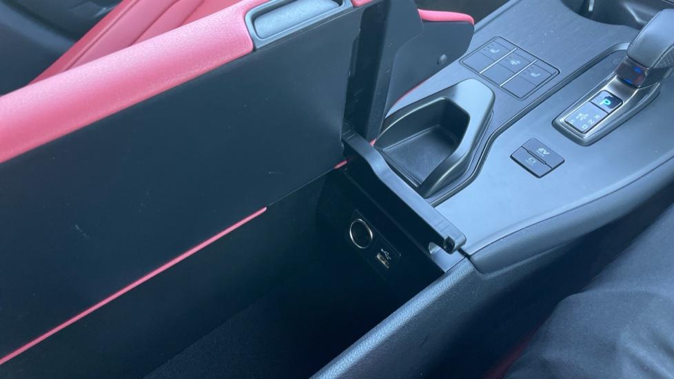 Used Lexus UX 2024 for sale - 77440310: Photo 40