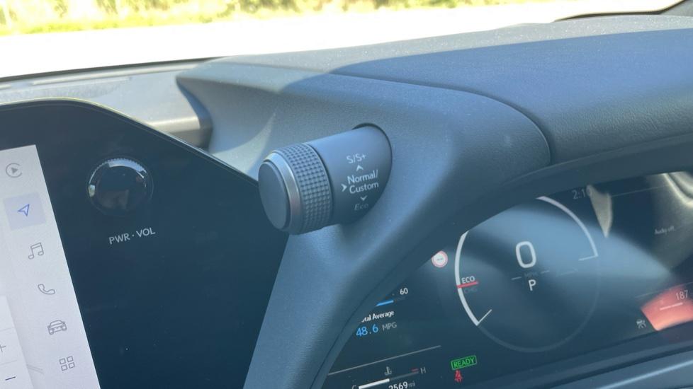 Used Lexus UX 2024 for sale - 77440310: Photo 50