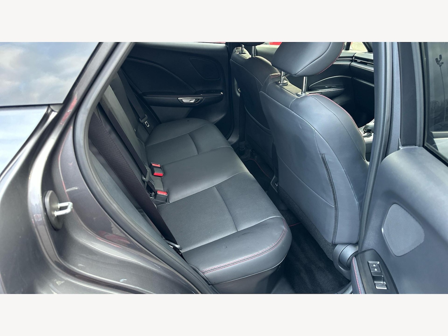 Used Lexus LBX 2024 for sale - 76918594: Photo 11