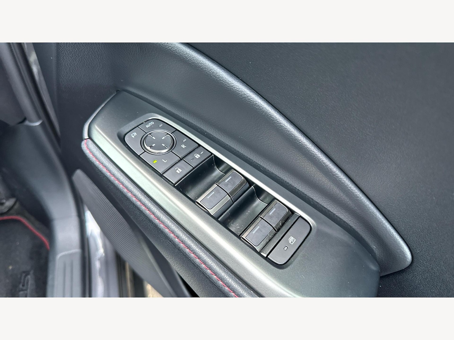 Used Lexus LBX 2024 for sale - 76918594: Photo 24