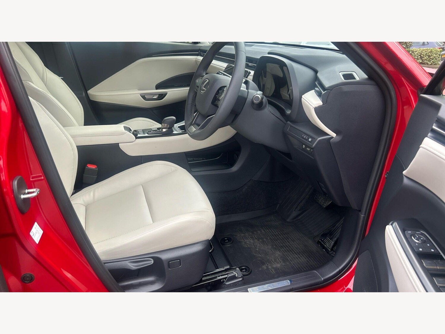 Used Lexus LBX for sale - 77683611: Photo 11