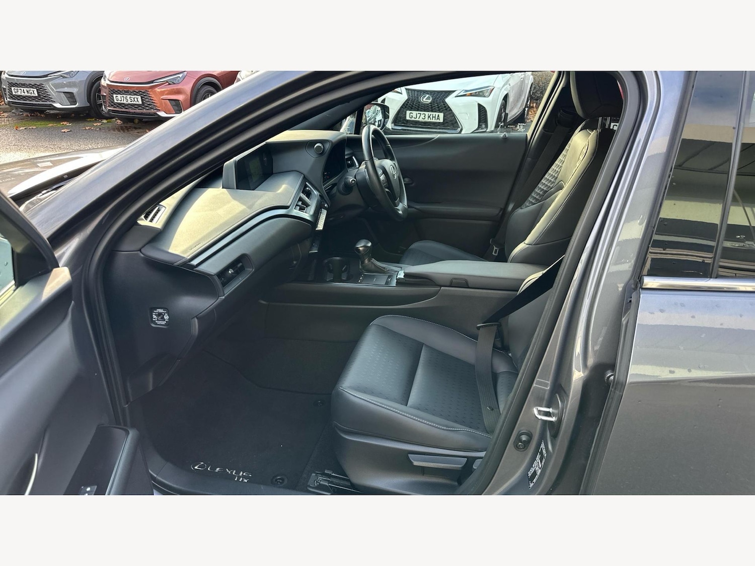 Used Lexus UX 2021 for sale - 76765950: Photo 8
