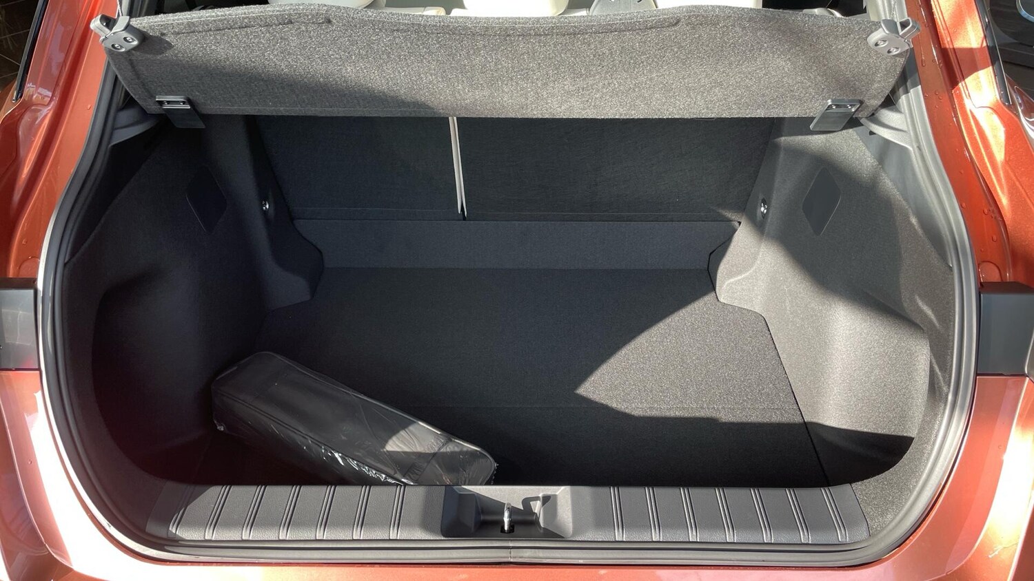 Used Lexus LBX 2025 for sale - 76457947: Photo 15